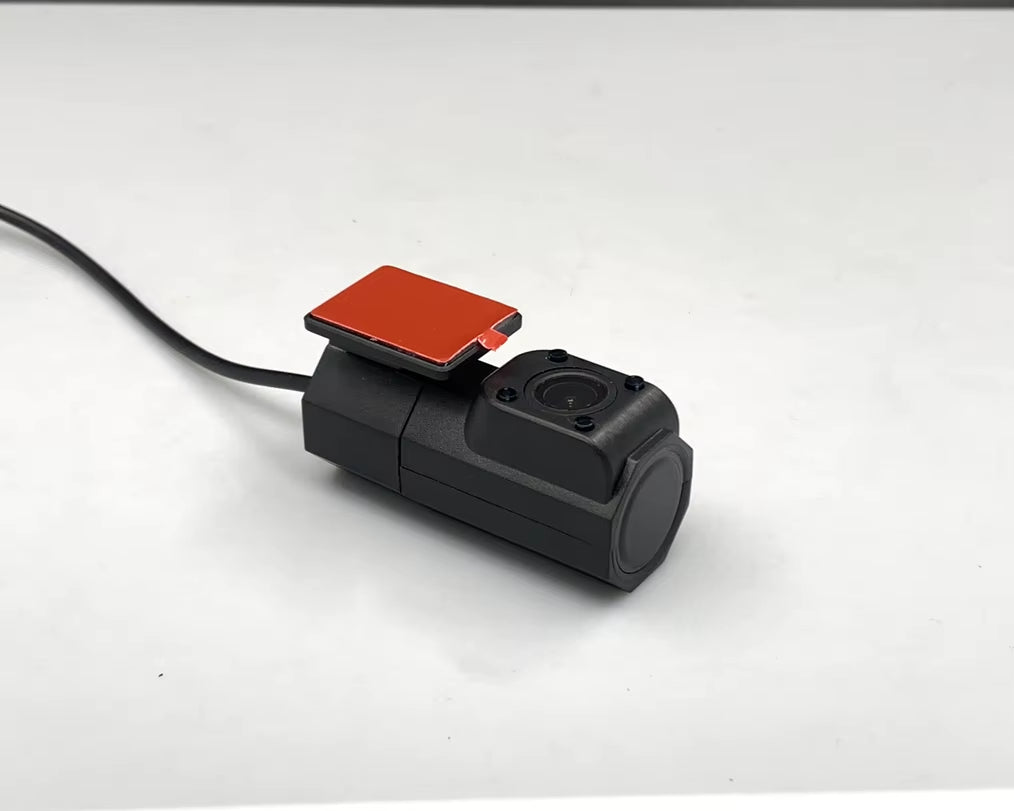 High-definition night vision 360 car inside and outside the use of reverse driving recorder rear camera 1080P night vision.